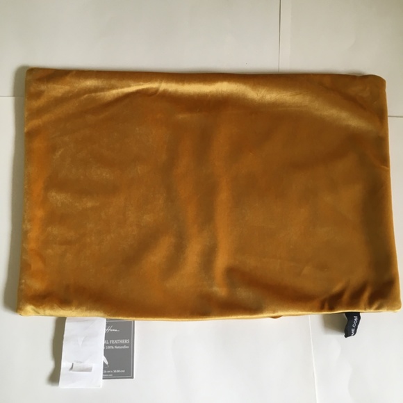 Rodeo Home decorative velvet pillowcase. 14in x 20in. NWT. - Picture 6 of 10